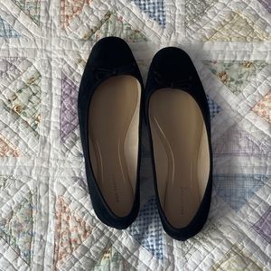 Ann Taylor black ballet flats size 8